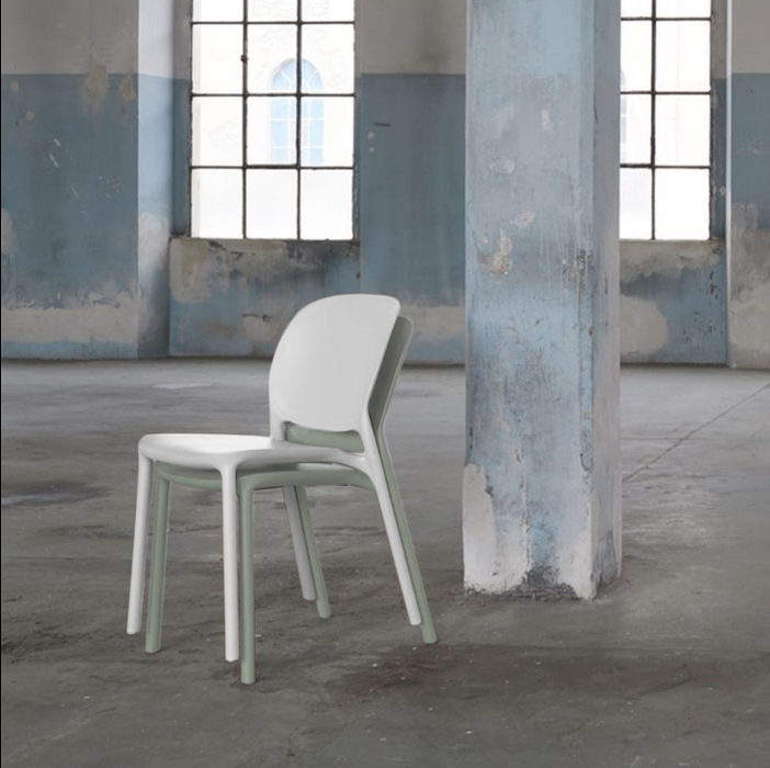 SIDE CHAIR HUG